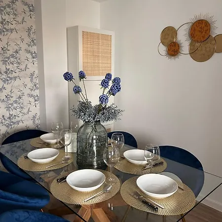 Amanecer Apartment *